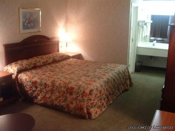 Colonial Inn And Suites - Memphis Southaven Εξωτερικό φωτογραφία
