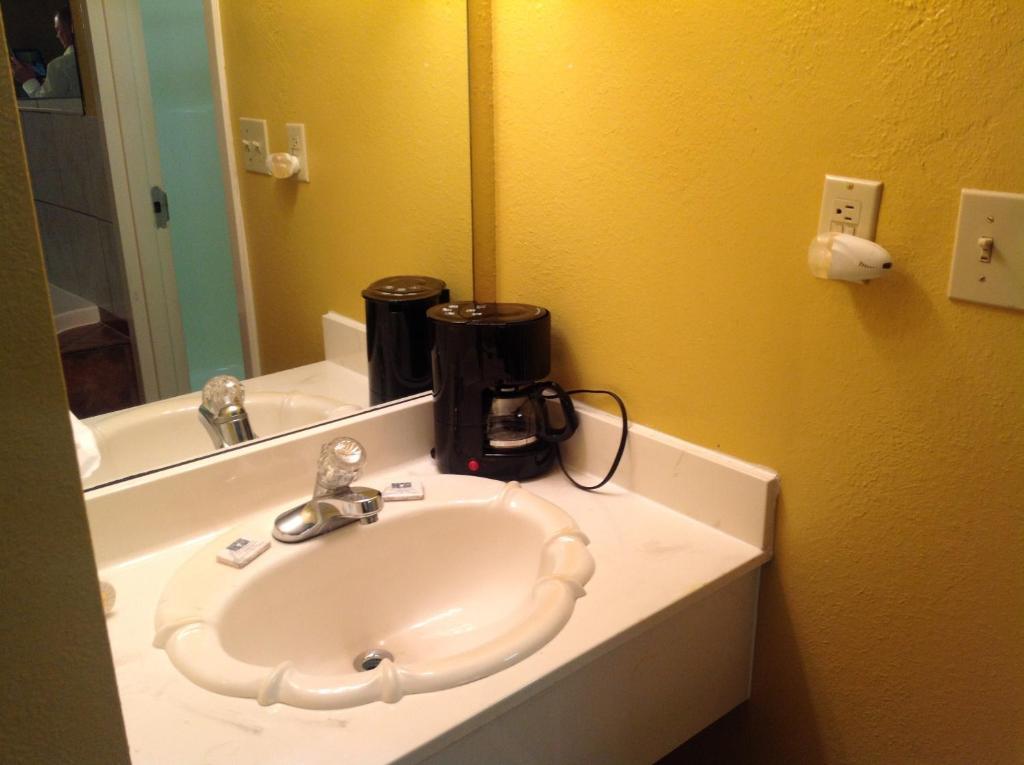 Colonial Inn And Suites - Memphis Southaven Δωμάτιο φωτογραφία