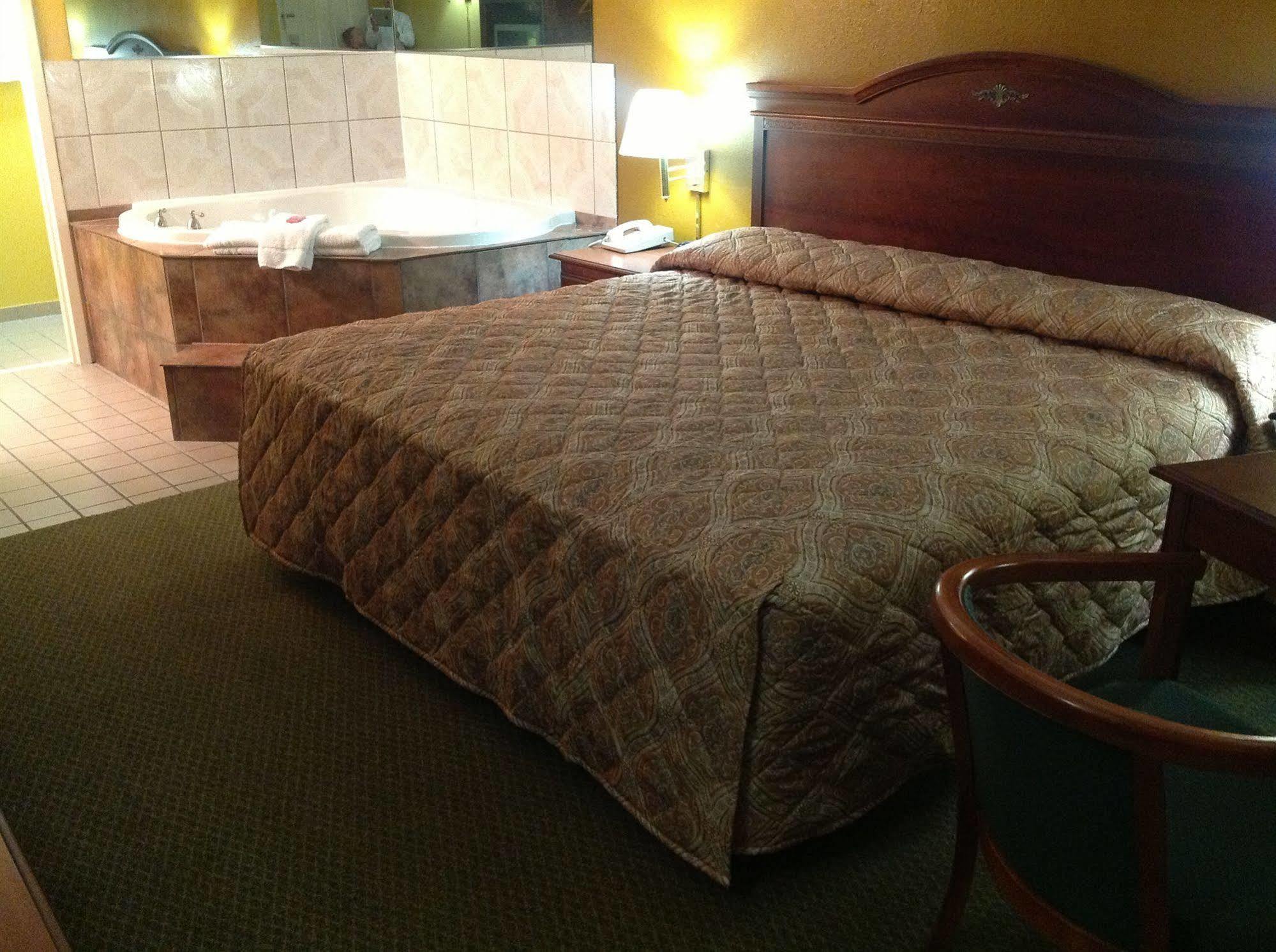 Colonial Inn And Suites - Memphis Southaven Εξωτερικό φωτογραφία